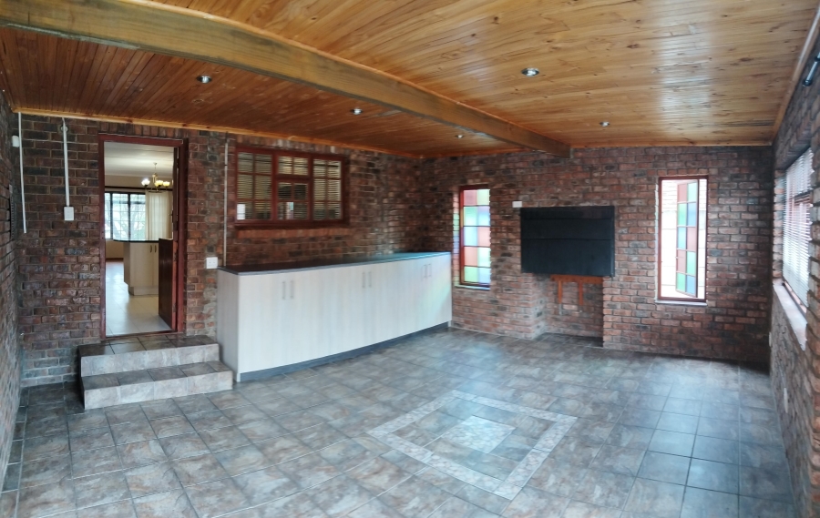 3 Bedroom Property for Sale in Azalea Park Eastern Cape